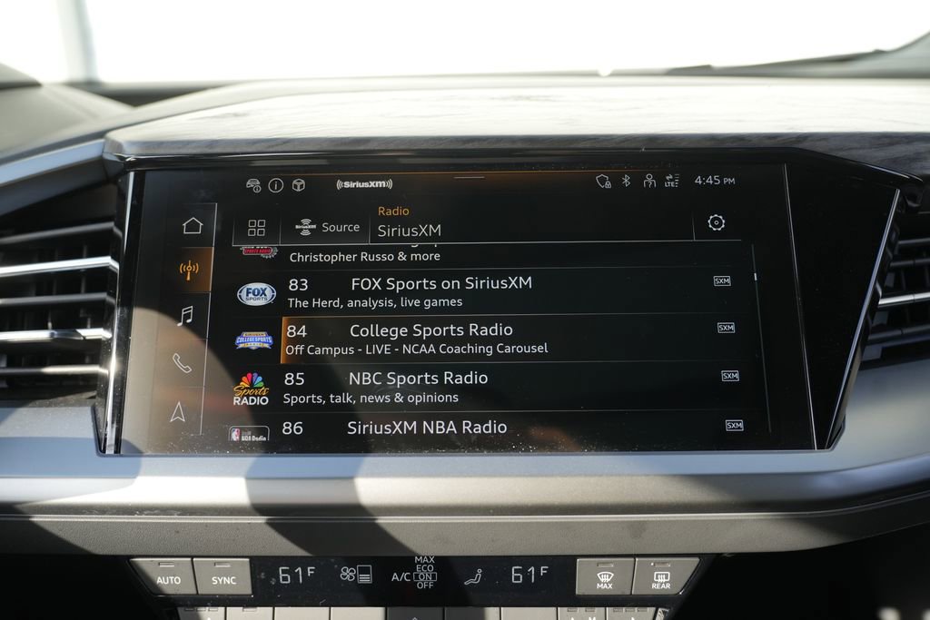 Used 2024 Audi Q4 e-tron Premium Plus w/ Premium Plus image 60