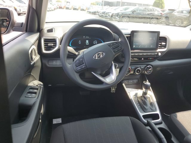 New 2026 Hyundai Venue SE FWD image 11