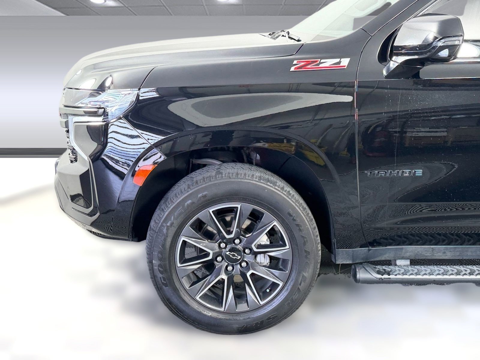 Used 2021 Chevrolet Tahoe Z71 w/ Z71 Off-Road Package AWD/4WD image 20