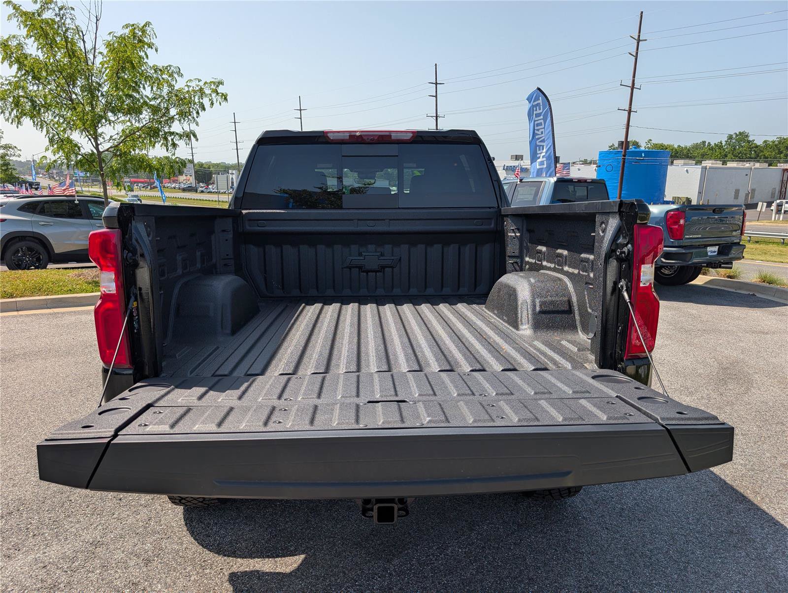 New 2026 Chevrolet Silverado 1500 ZR2 w/ ZR2 Bison Edition AWD/4WD image 9