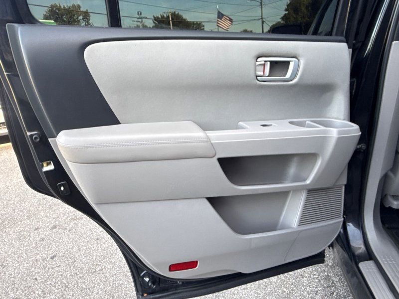 Used 2015 Honda Pilot EX image 14