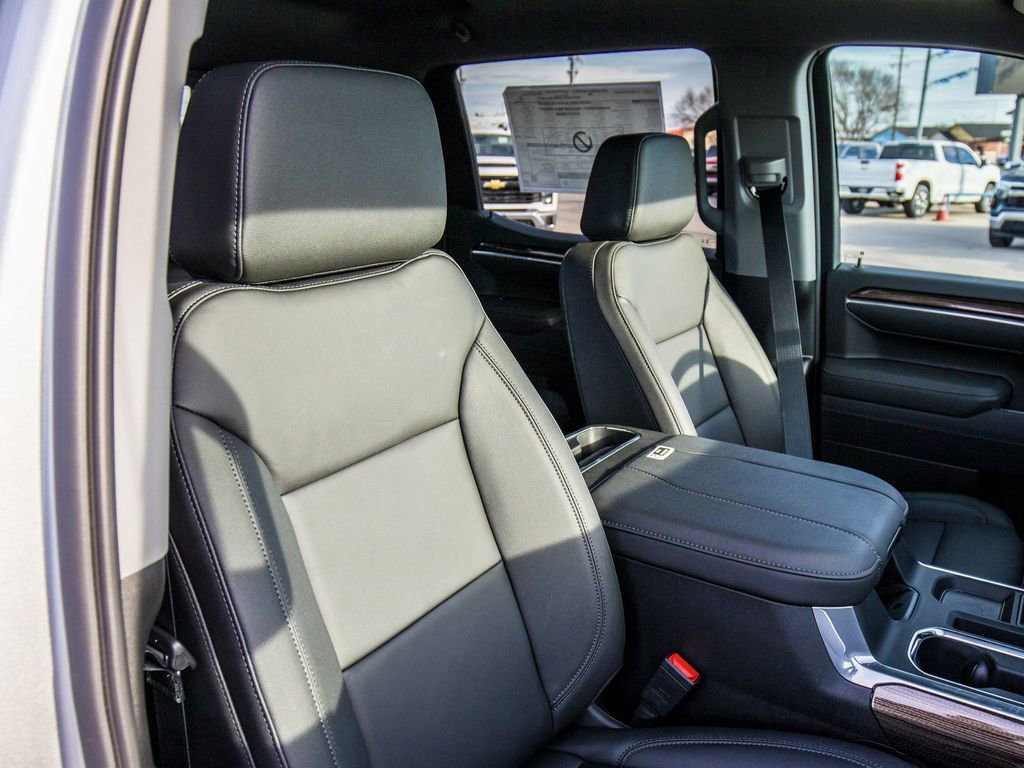 New 2026 Chevrolet Silverado 1500 LT w/ All Star Edition Plus image 17