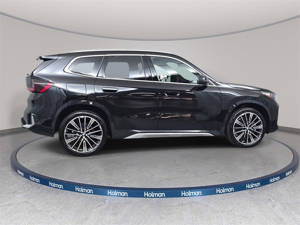 Used 2025 BMW X1 xDrive28i w/ Convenience Package image 5