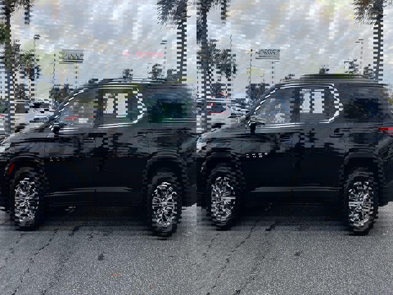 Used 2023 Chevrolet Traverse LT image 7