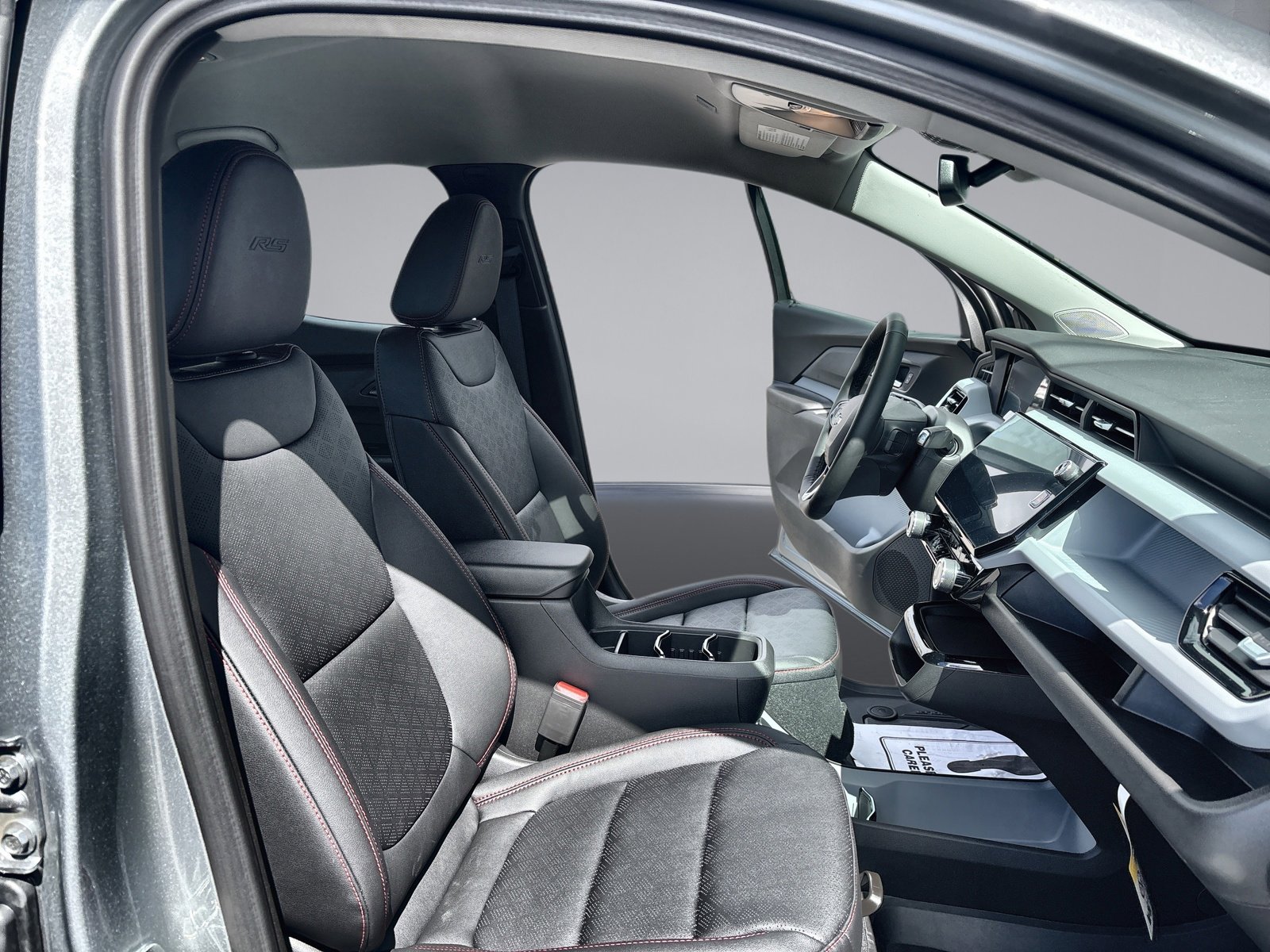 New 2027 Chevrolet Bolt RS FWD image 32