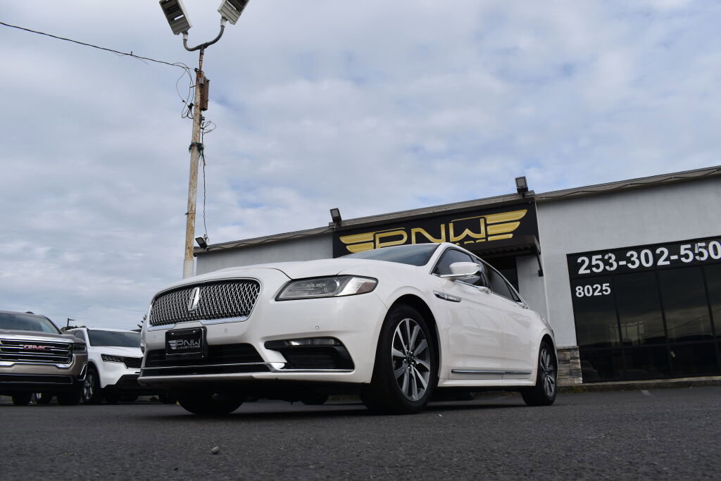 Used 2017 Lincoln Continental Premiere image 8