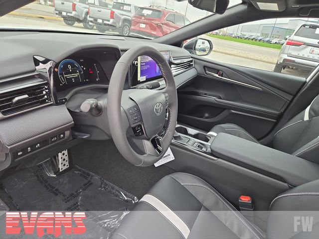 New 2026 Toyota Camry Hybrid w/ Multimedia Upgrade Package image 21