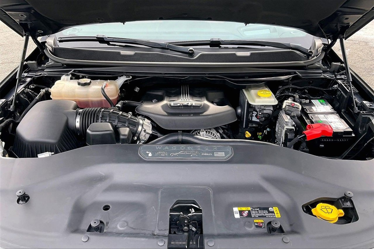 Used 2022 Jeep Grand Wagoneer Series III image 40