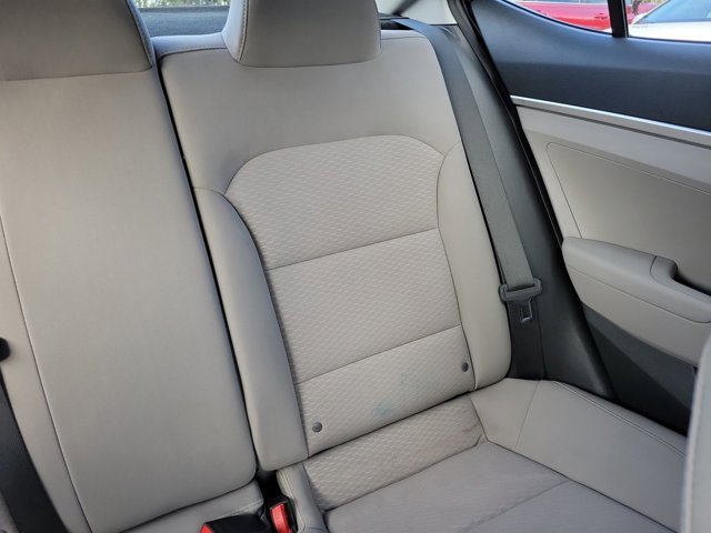 Used 2019 Hyundai Elantra SE image 6