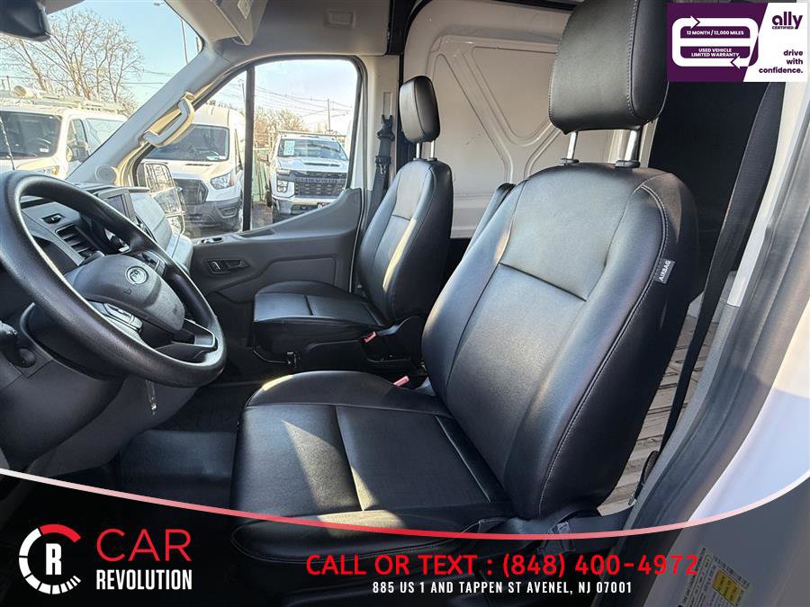Used 2023 Ford Transit 250 Medium Roof AWD image 11