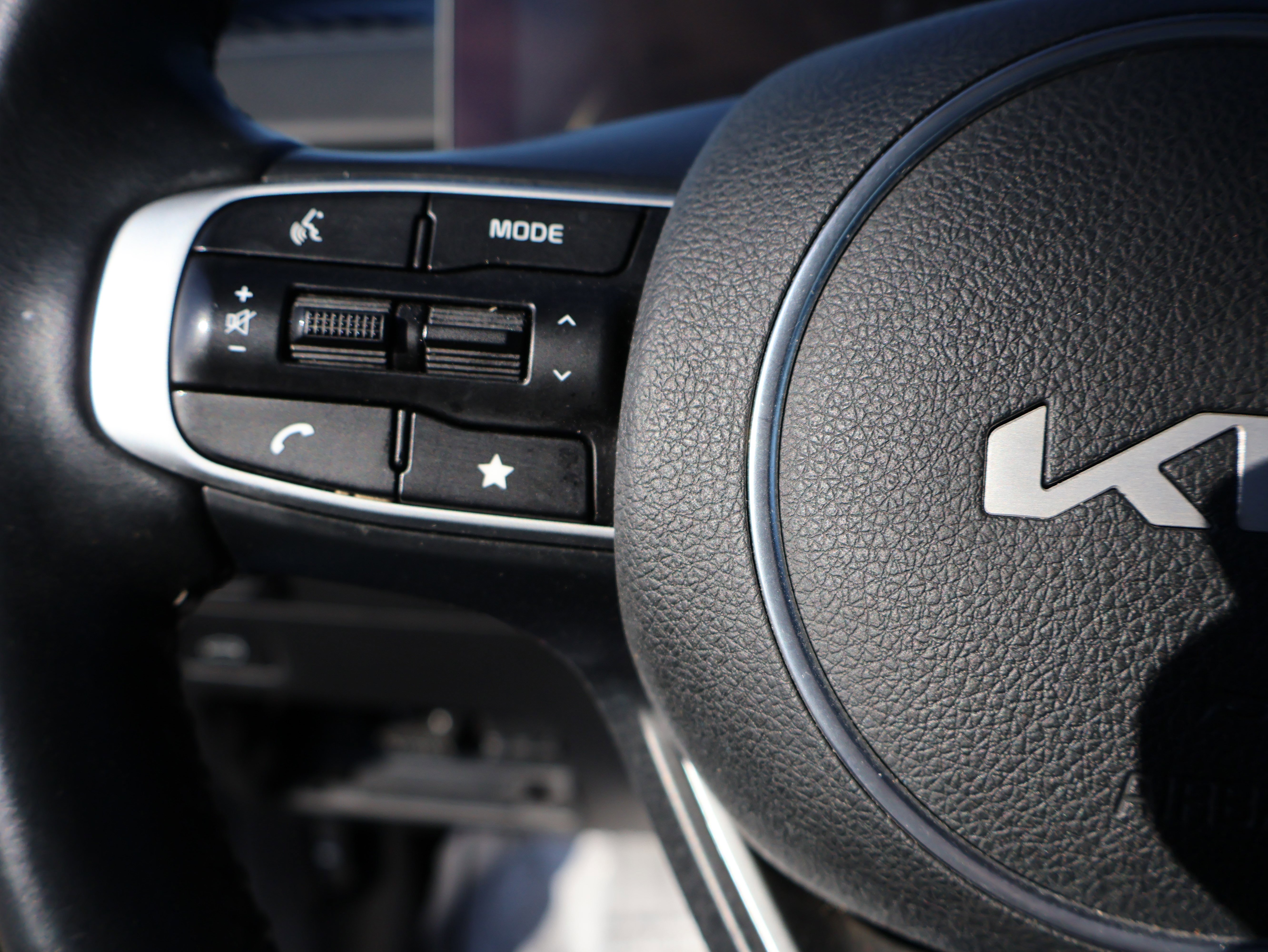 Used 2025 Kia K5 GT-Line w/ GT-Line Premium Package image 34