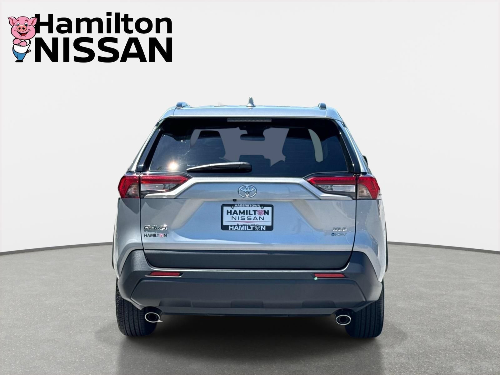 Used 2025 Toyota RAV4 XLE AWD/4WD image 3