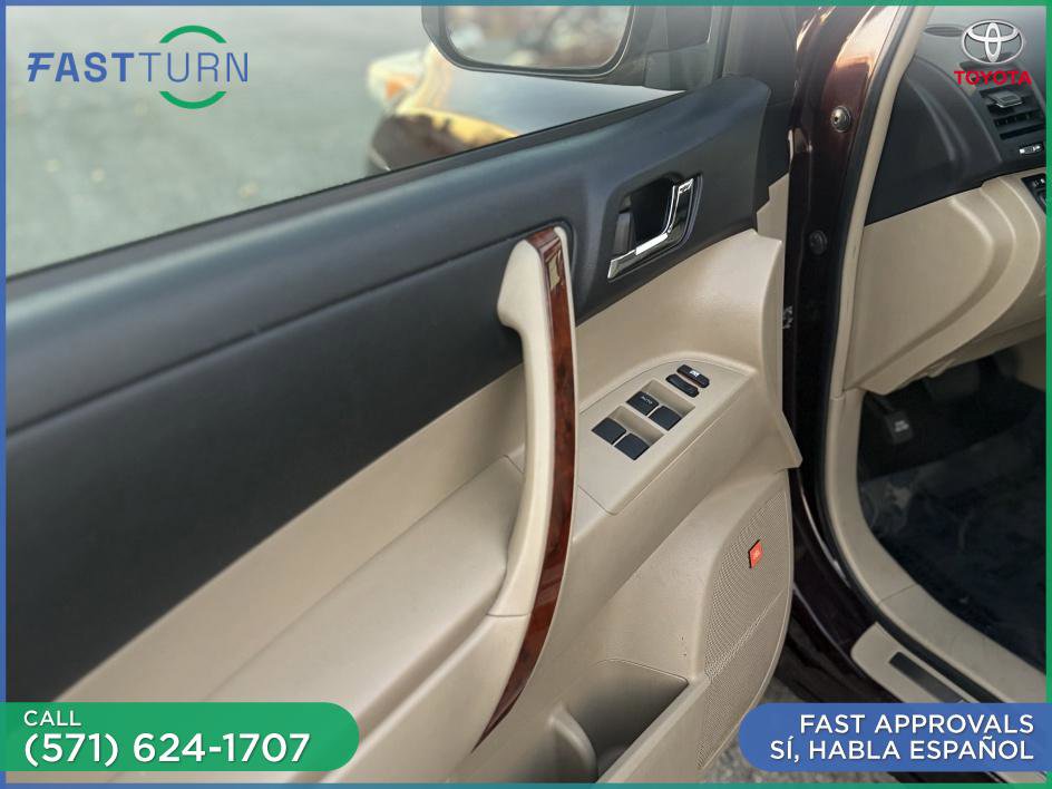Used 2012 Toyota Highlander Limited w/ Tow Pkg image 20