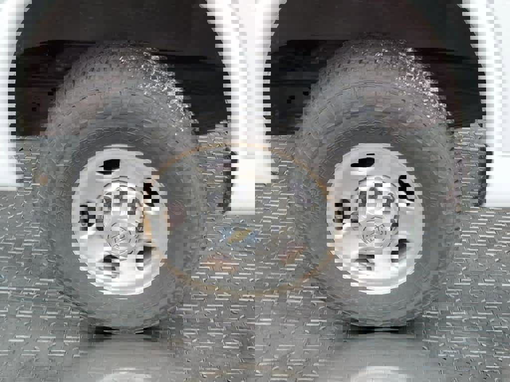 Used 2021 Chevrolet Express 2500 w/ Enhanced Convenience Package image 11