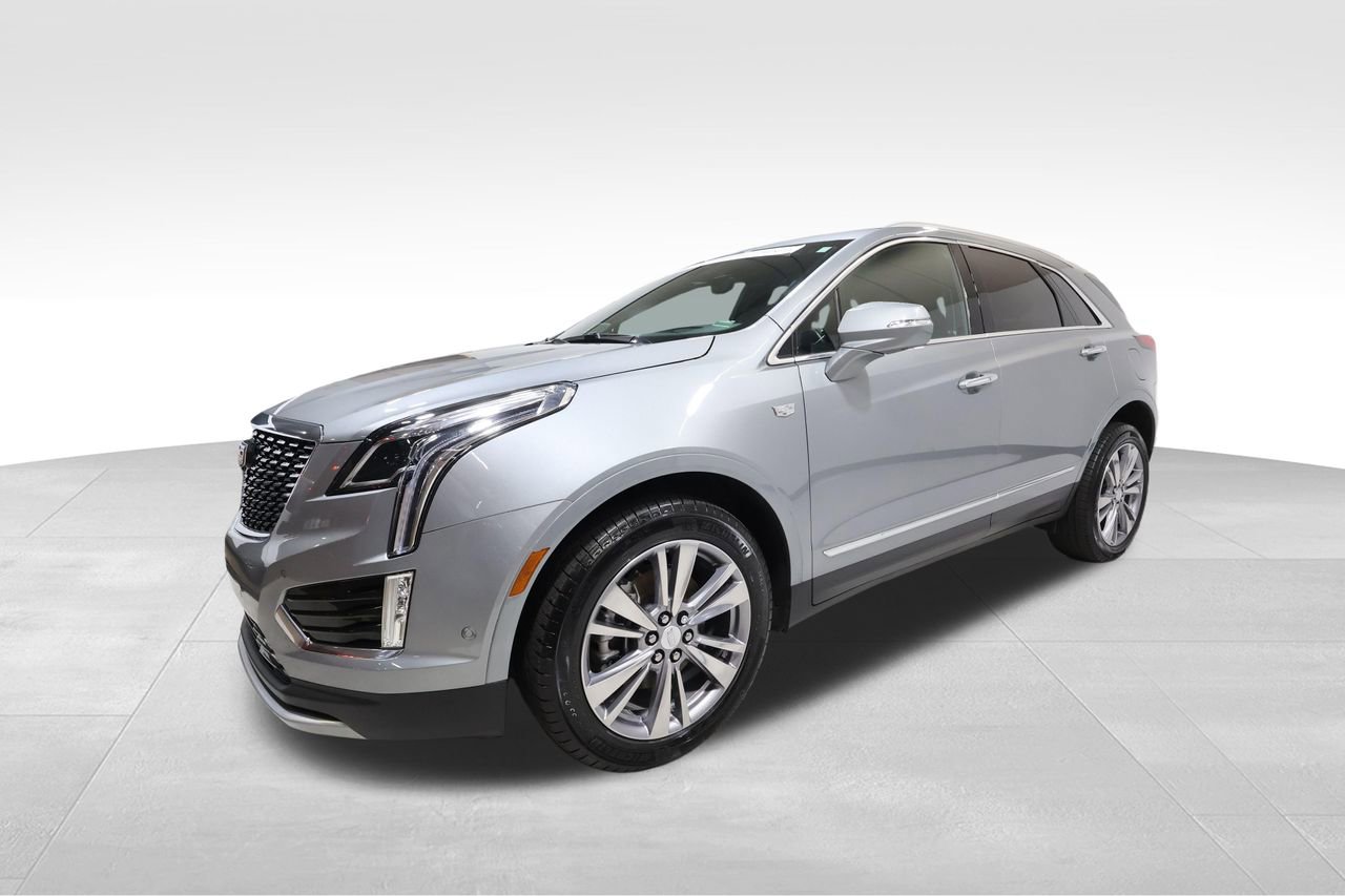 Certified 2025 Cadillac XT5 Premium Luxury w/ Technology Package AWD/4WD image 8