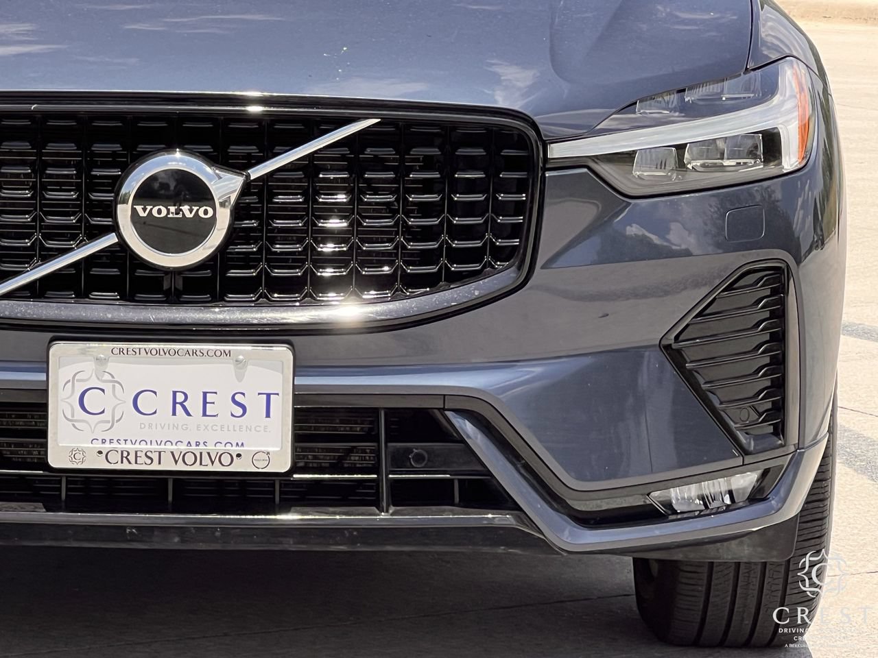 Used 2025 Volvo XC60 B5 Core AWD/4WD image 9