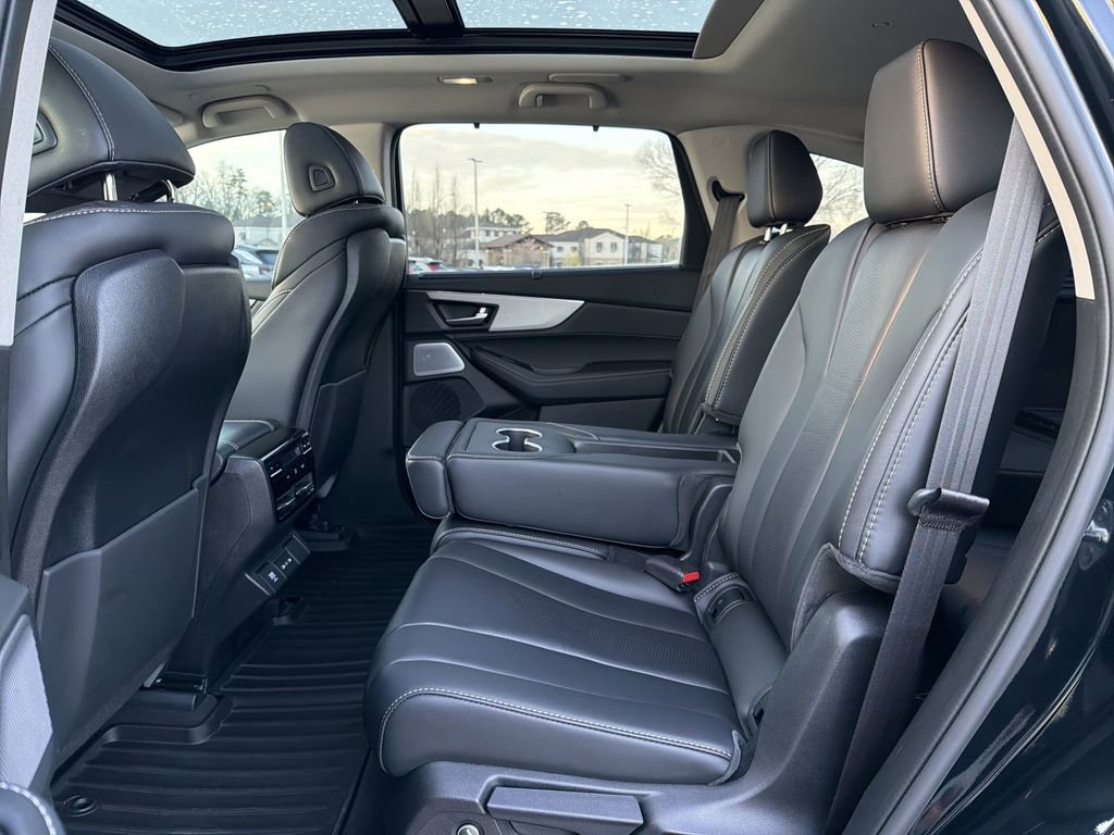Used 2025 Acura MDX w/ Technology Package image 14