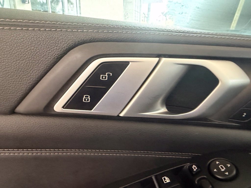 Used 2019 BMW X5 xDrive40i w/ Convenience Package AWD/4WD image 46