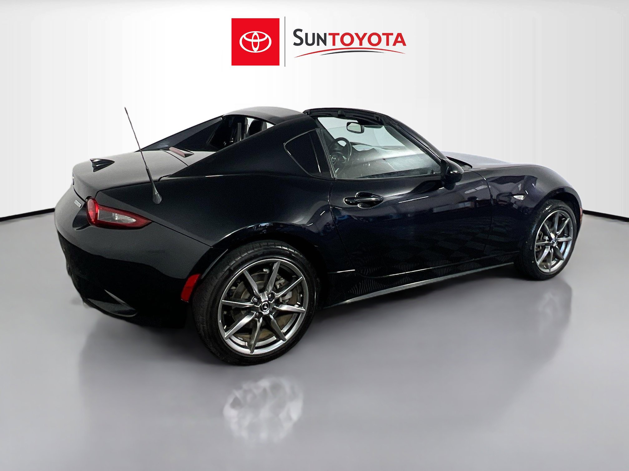 Used 2023 MAZDA MX-5 Miata Grand Touring RWD image 35