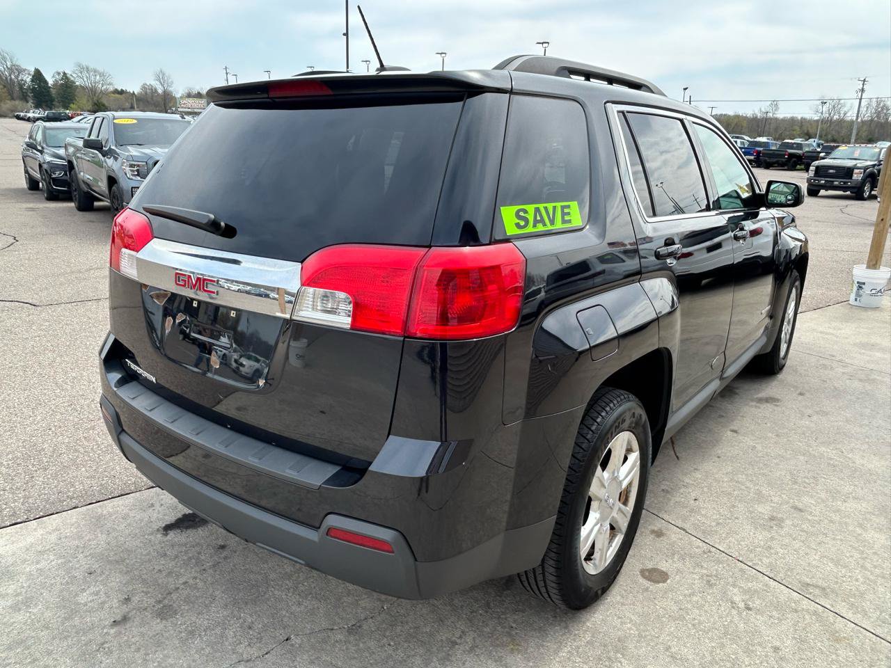 Used 2015 GMC Terrain SLE w/ Convenience Package FWD image 5