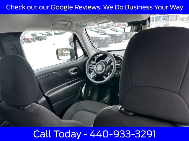 Used 2023 Jeep Renegade Latitude AWD/4WD image 20