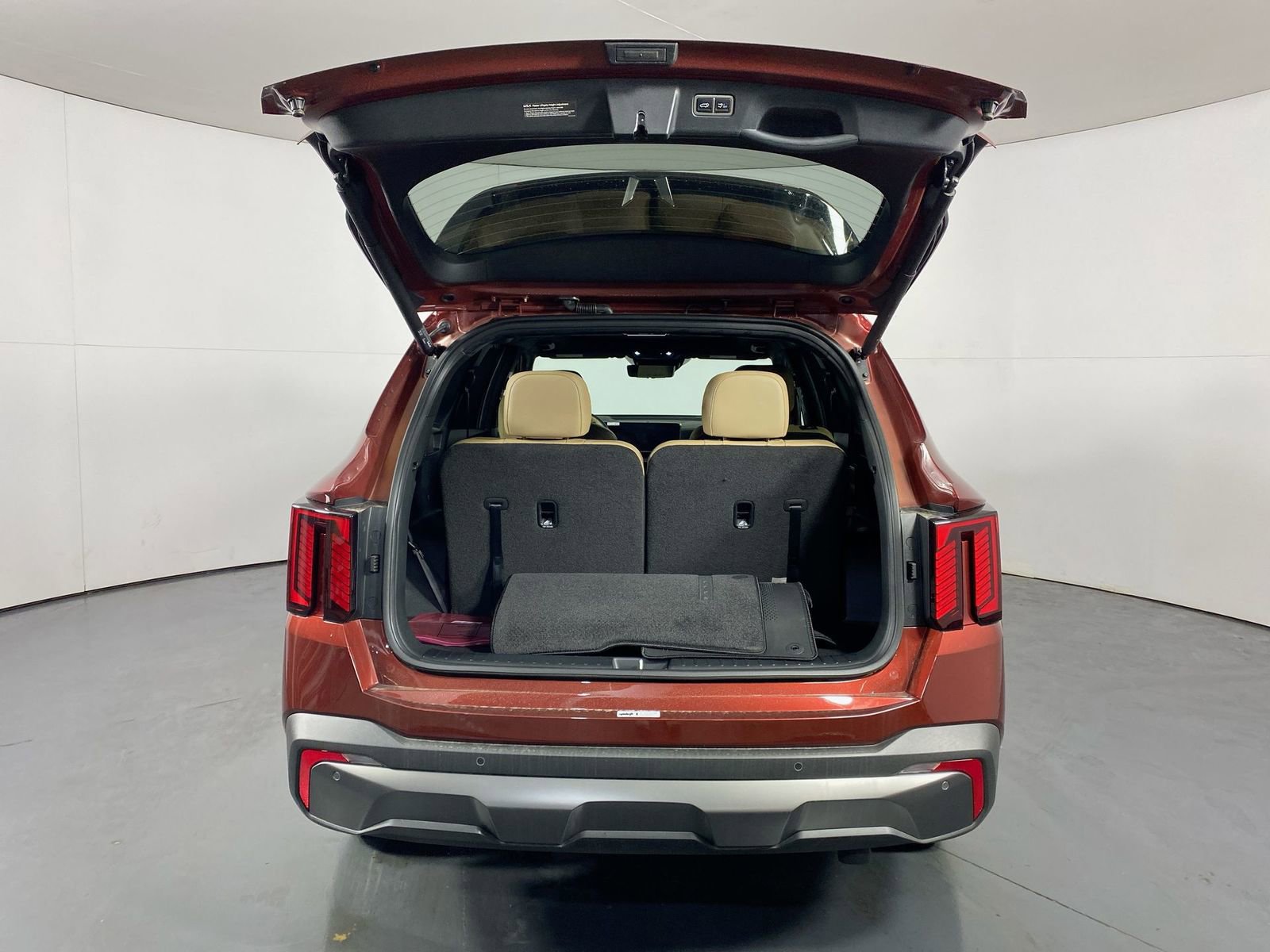 Used 2024 Kia Sorento SX Prestige w/ Olive Brown Leather Package image 37