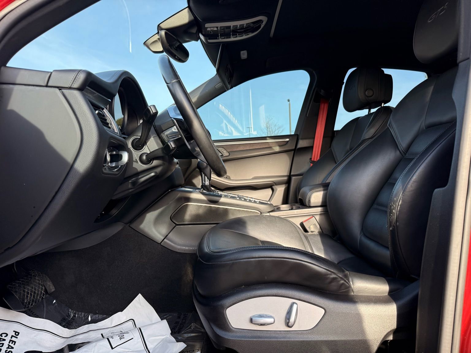 Used 2018 Porsche Macan GTS image 12