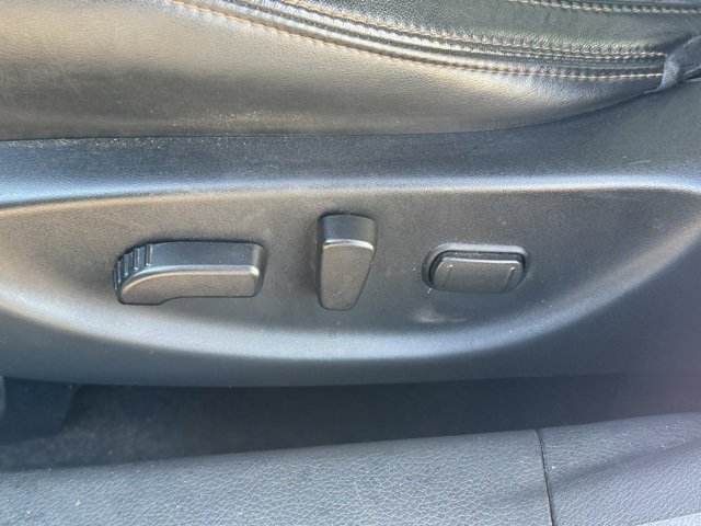 Used 2023 Nissan Maxima SR w/ Sport Mat Group image 11