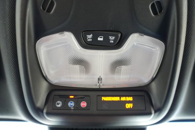 Used 2023 Chevrolet Colorado Z71 w/ Z71 Convenience Package 2 image 28