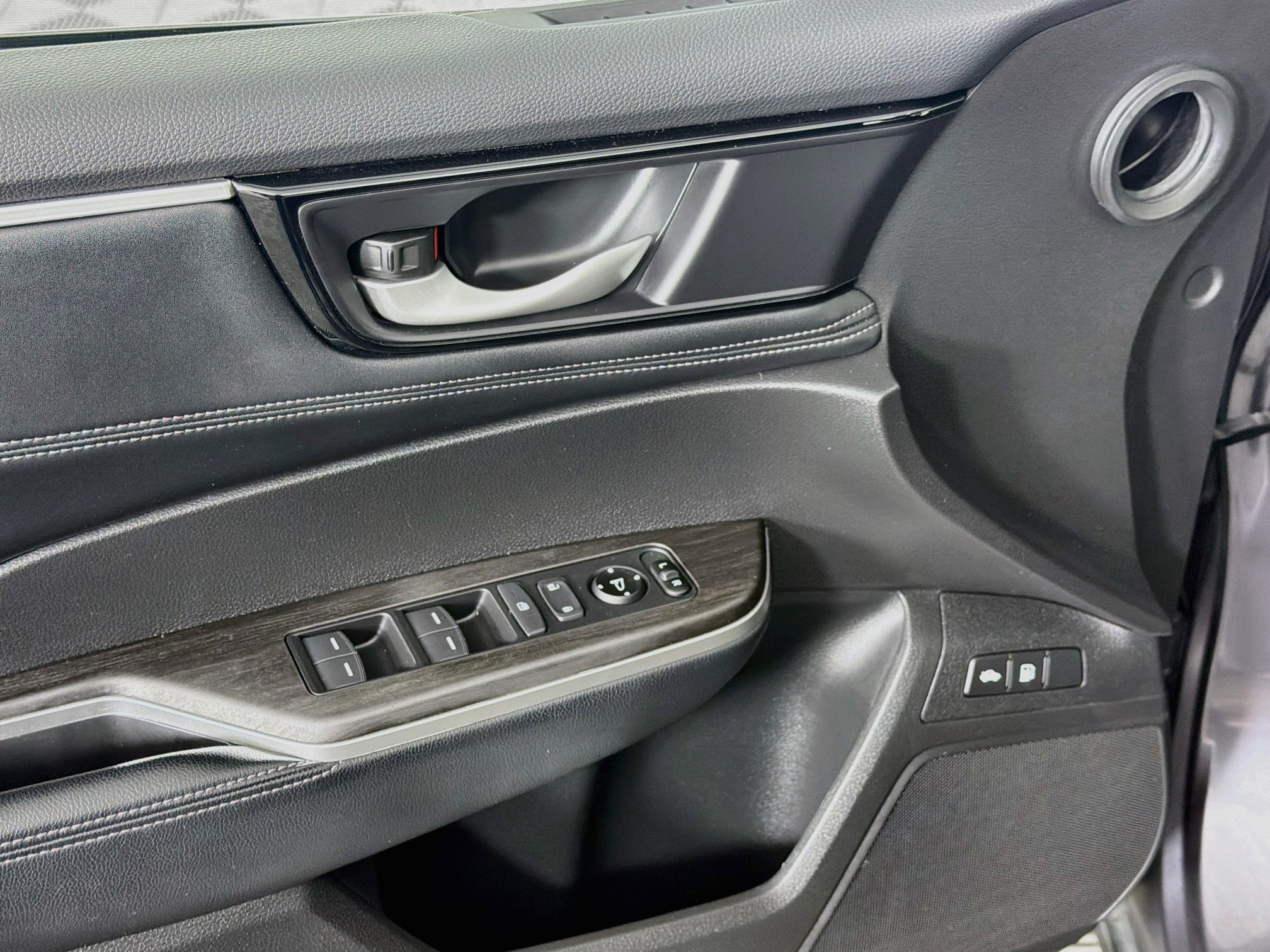 Used 2019 Honda Clarity Plug-In Hybrid image 15