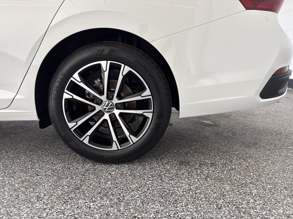Certified 2026 Volkswagen Jetta Sport FWD image 41