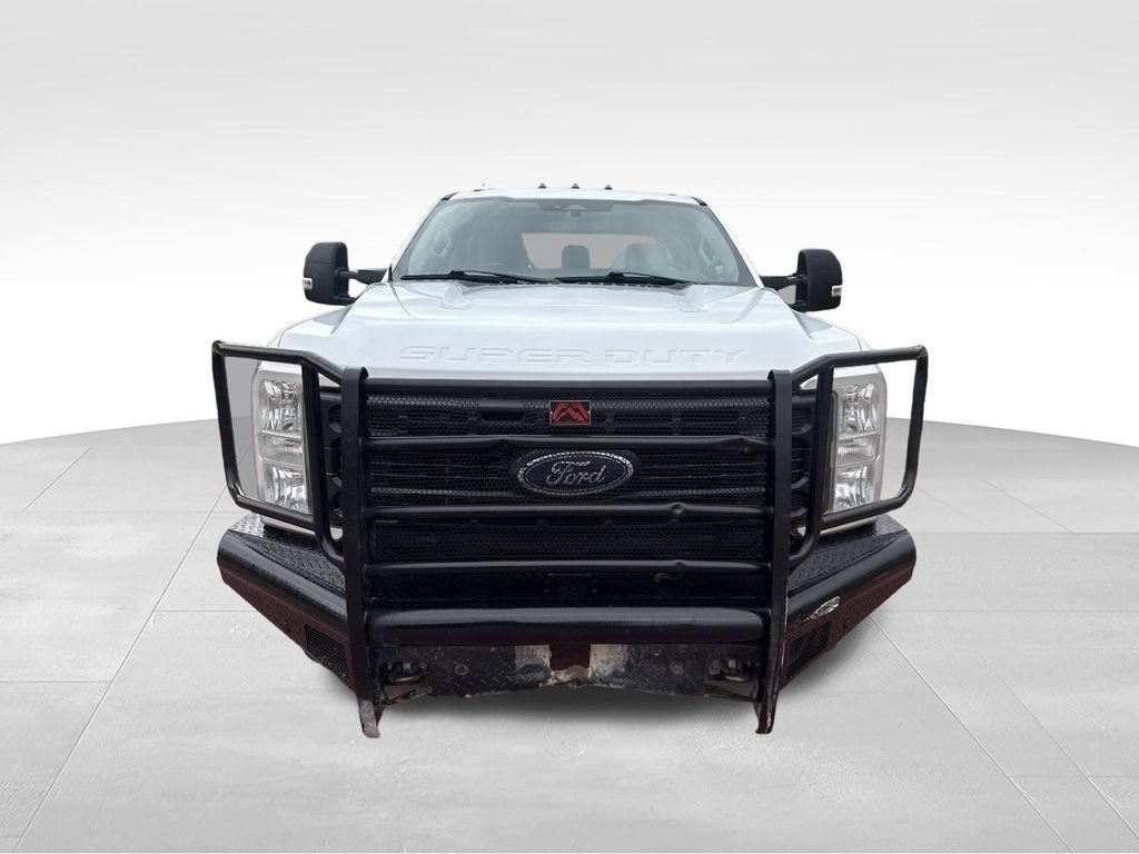 Used 2024 Ford F350 XL AWD/4WD image 2