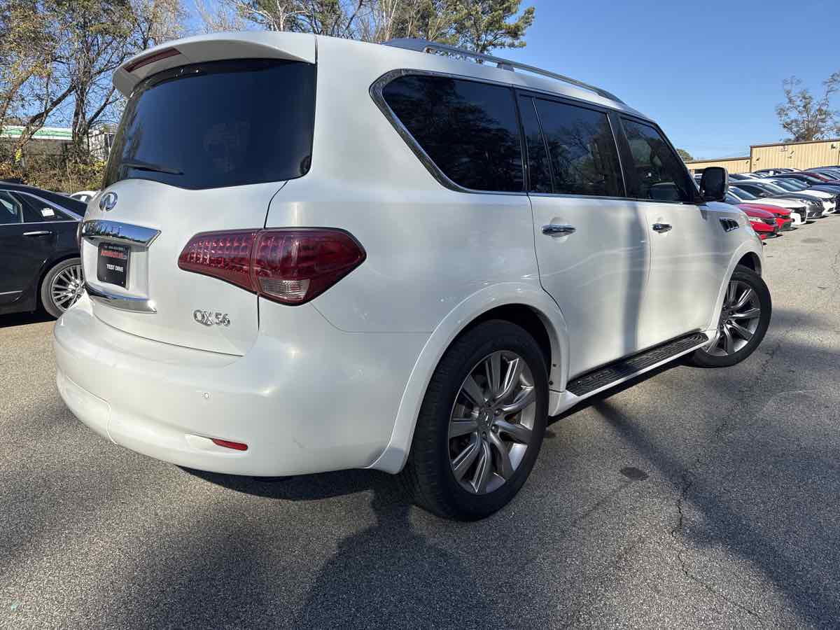 Used 2012 INFINITI QX56 2WD w/ Deluxe Touring Pkg image 3