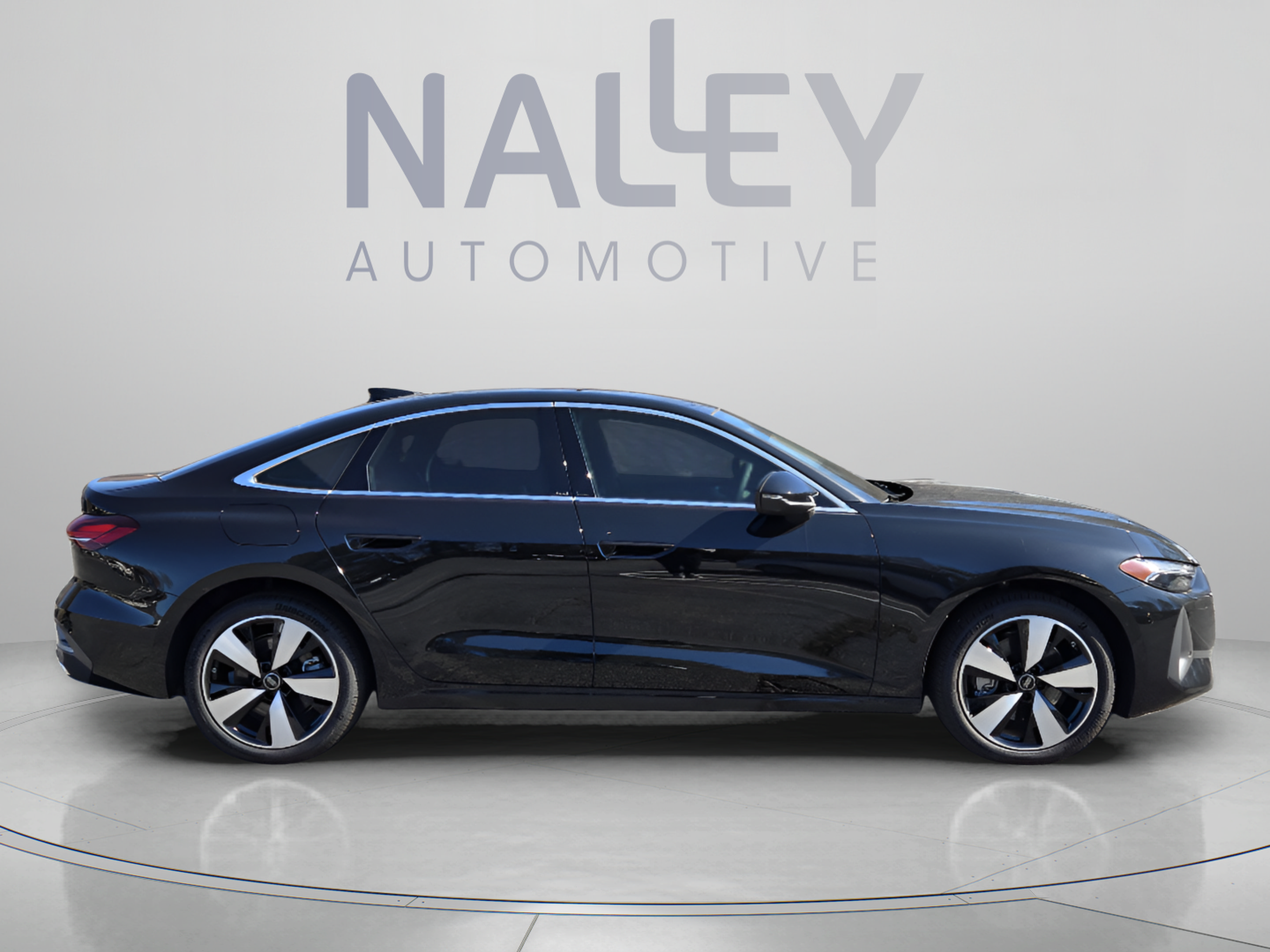 Used 2025 Audi A5 2.0T Premium Plus AWD/4WD image 7