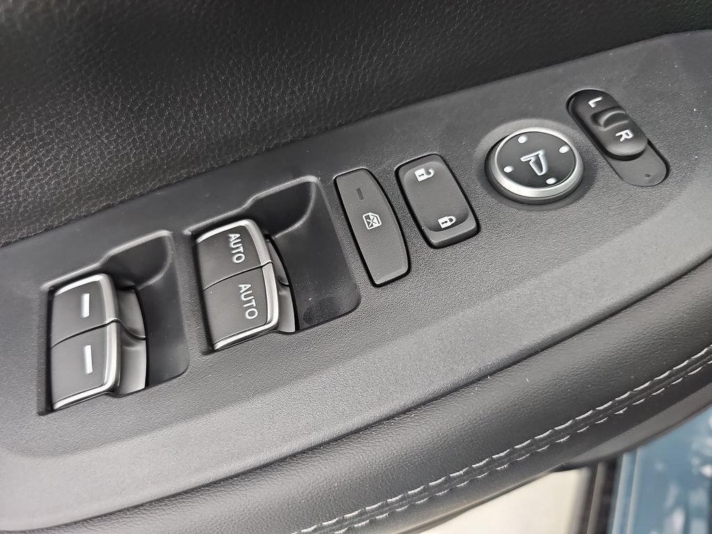 New 2027 Honda HR-V EX-L image 32