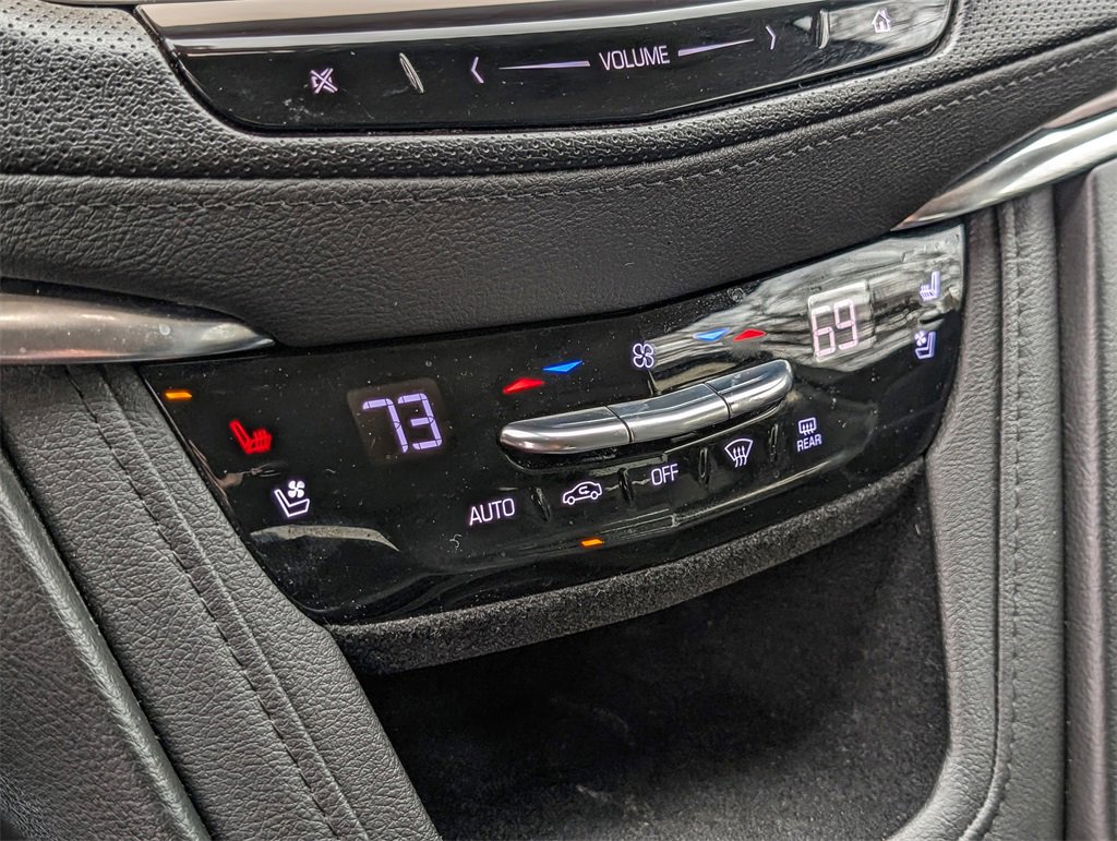 Used 2019 Cadillac XT5 Premium Luxury image 26