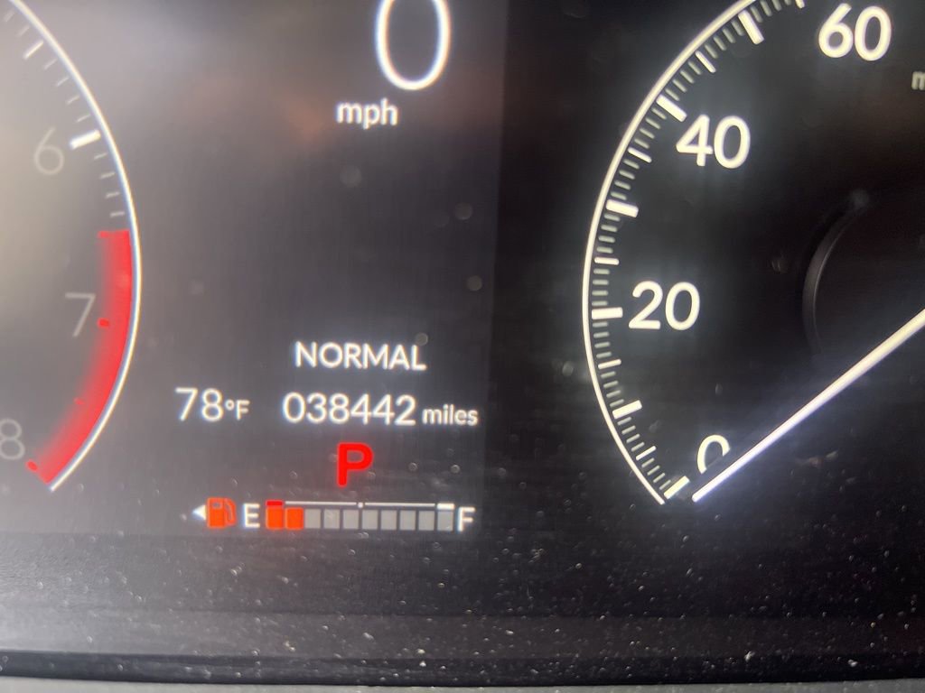 Used 2024 Honda Pilot Touring image 30