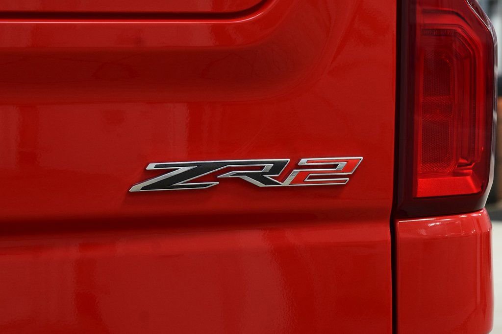 Used 2024 Chevrolet Silverado 1500 ZR2 w/ Technology Package image 26