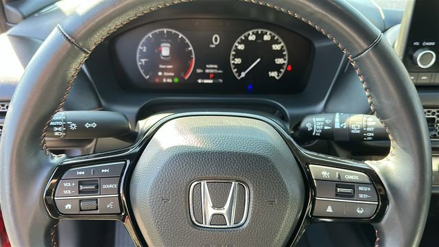 Used 2025 Honda HR-V Sport image 10