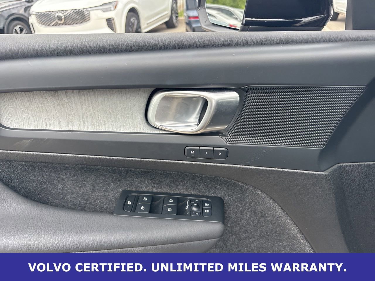 Certified 2025 Volvo XC40 B5 Core image 15