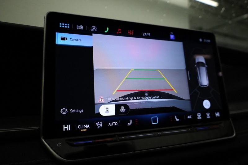 New 2026 Volkswagen Tiguan SE AWD/4WD image 19
