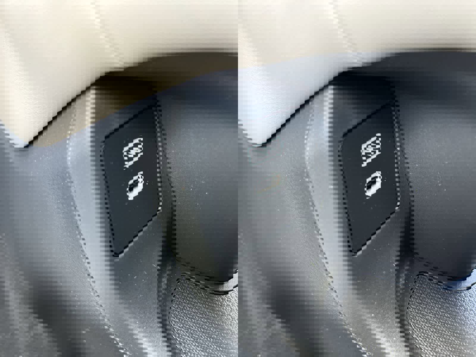 New 2026 Honda HR-V LX image 23