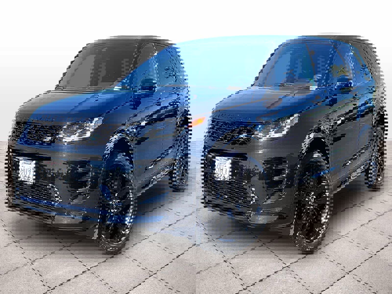 Used 2025 Land Rover Discovery Sport Dynamic SE