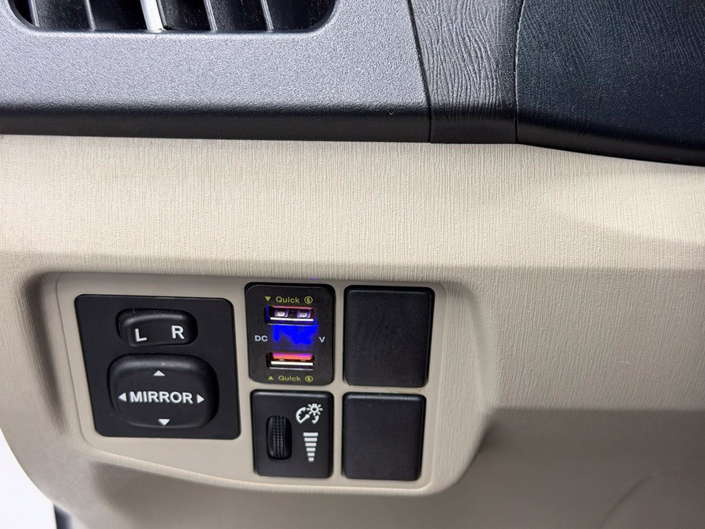 Used 2011 Toyota Prius Four w/ Navigation Pkg FWD image 30
