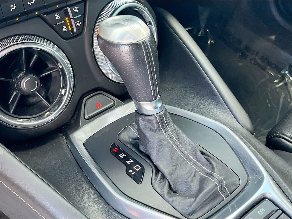 Used 2018 Chevrolet Camaro SS RWD image 16