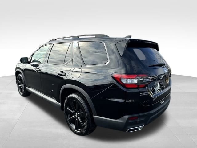 Used 2025 Honda Pilot Black Edition image 5