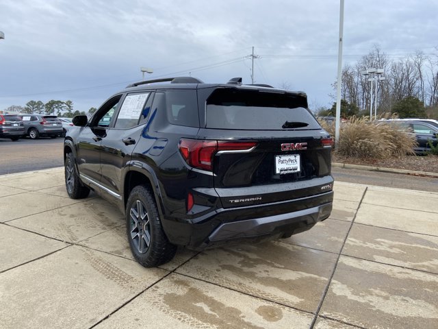 Used 2026 GMC Terrain AT4 image 8
