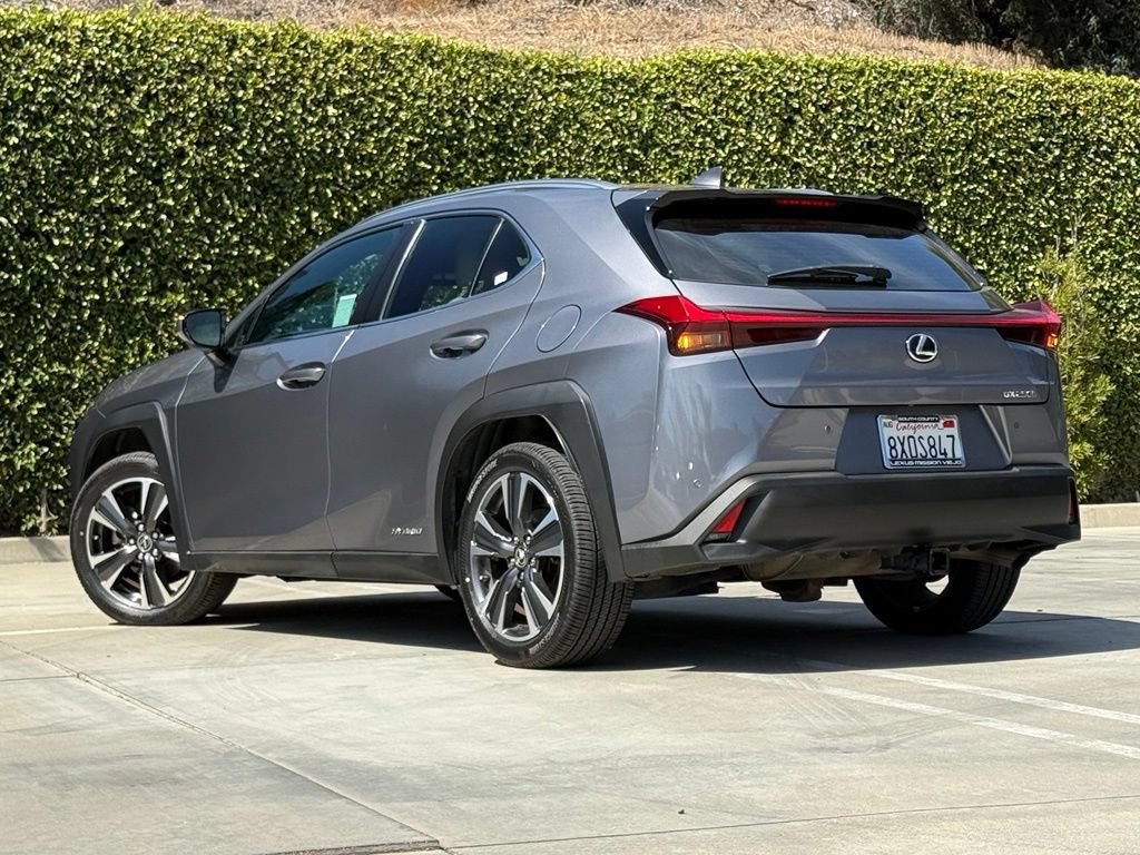 Used 2021 Lexus UX 250h w/ Accessory Package (Z1) AWD/4WD image 2