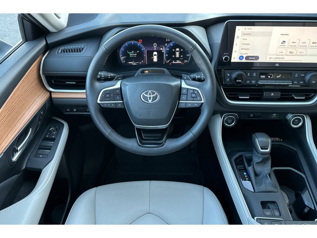 Certified 2025 Toyota Grand Highlander AWD image 16