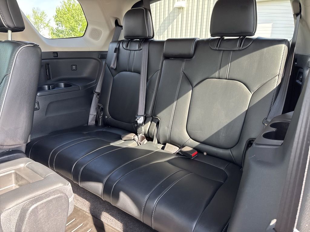Used 2025 Honda Pilot Elite image 39